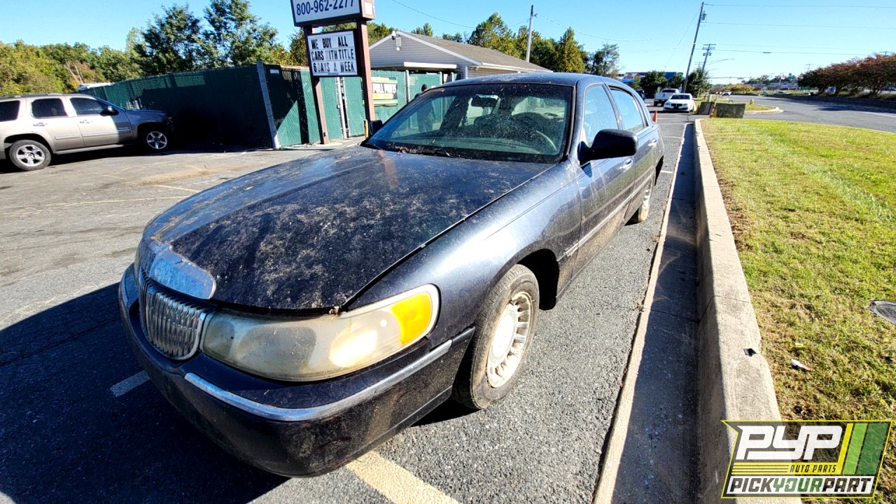 2000 LINCOLN TOWN CAR partes disponibles