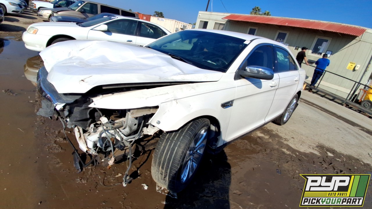 2012 FORD TAURUS partes disponibles