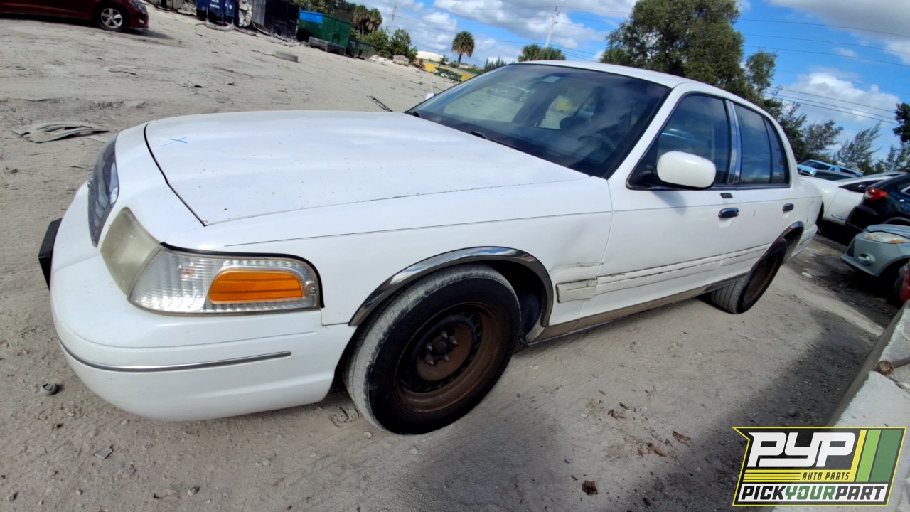 2001 FORD CROWN VICTORIA partes disponibles