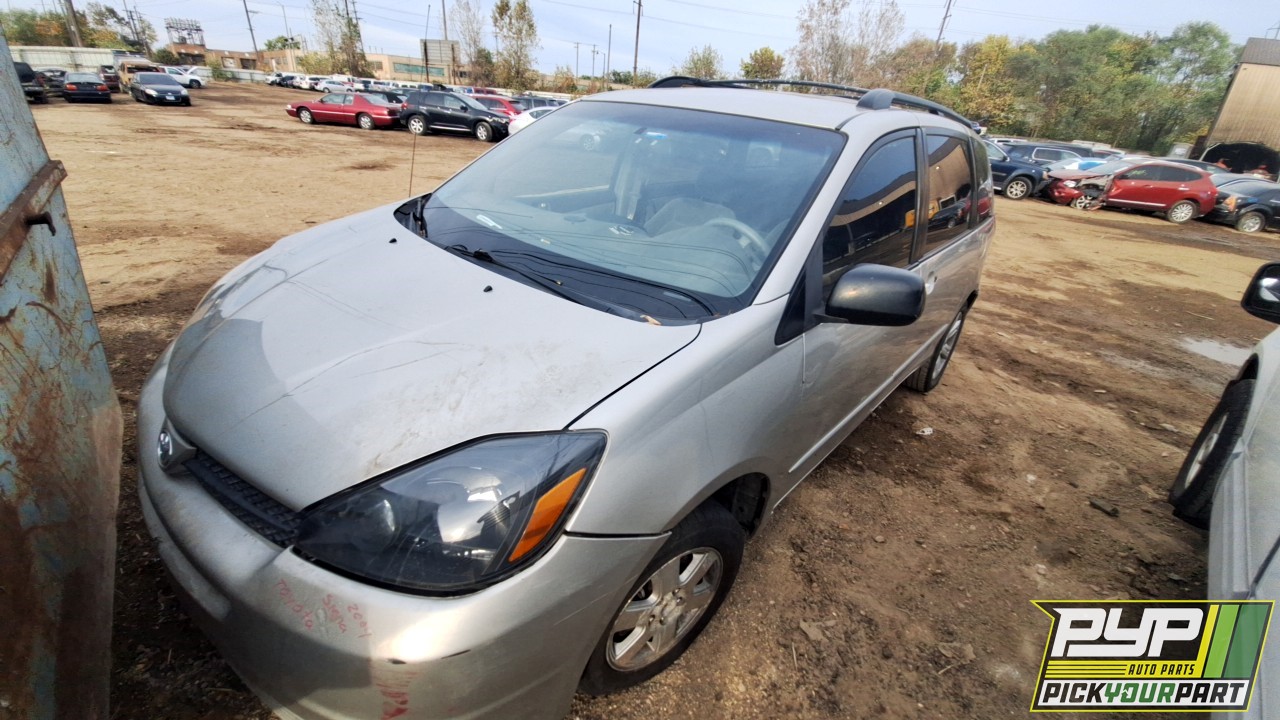 2005 TOYOTA SIENNA partes disponibles