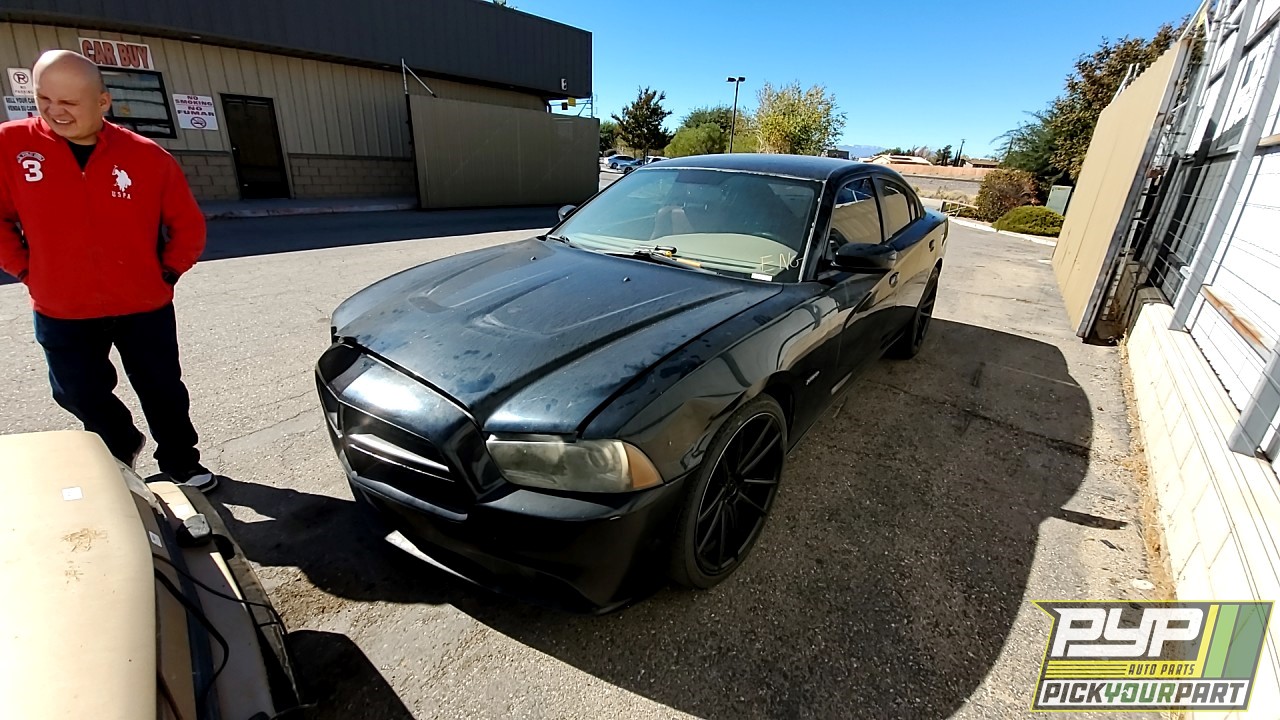 2012 DODGE CHARGER partes disponibles