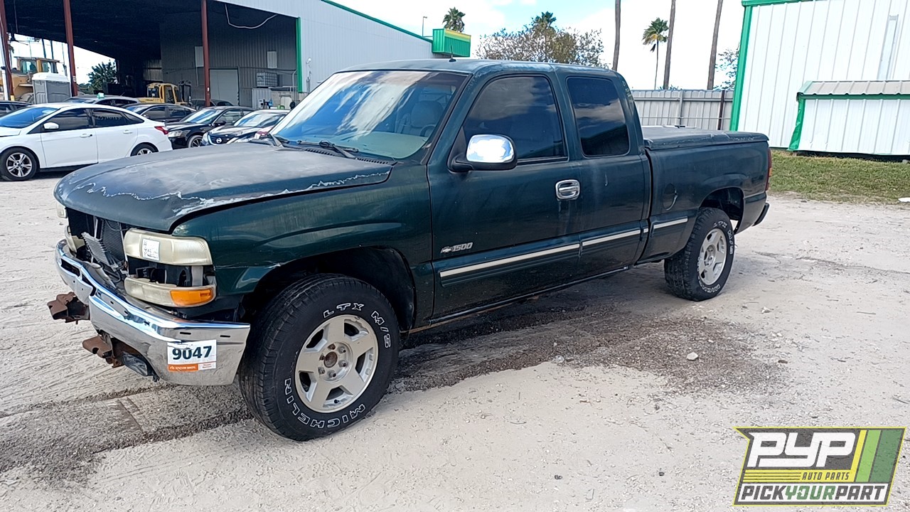 2001 CHEVROLET SILVERADO 1500 available for parts