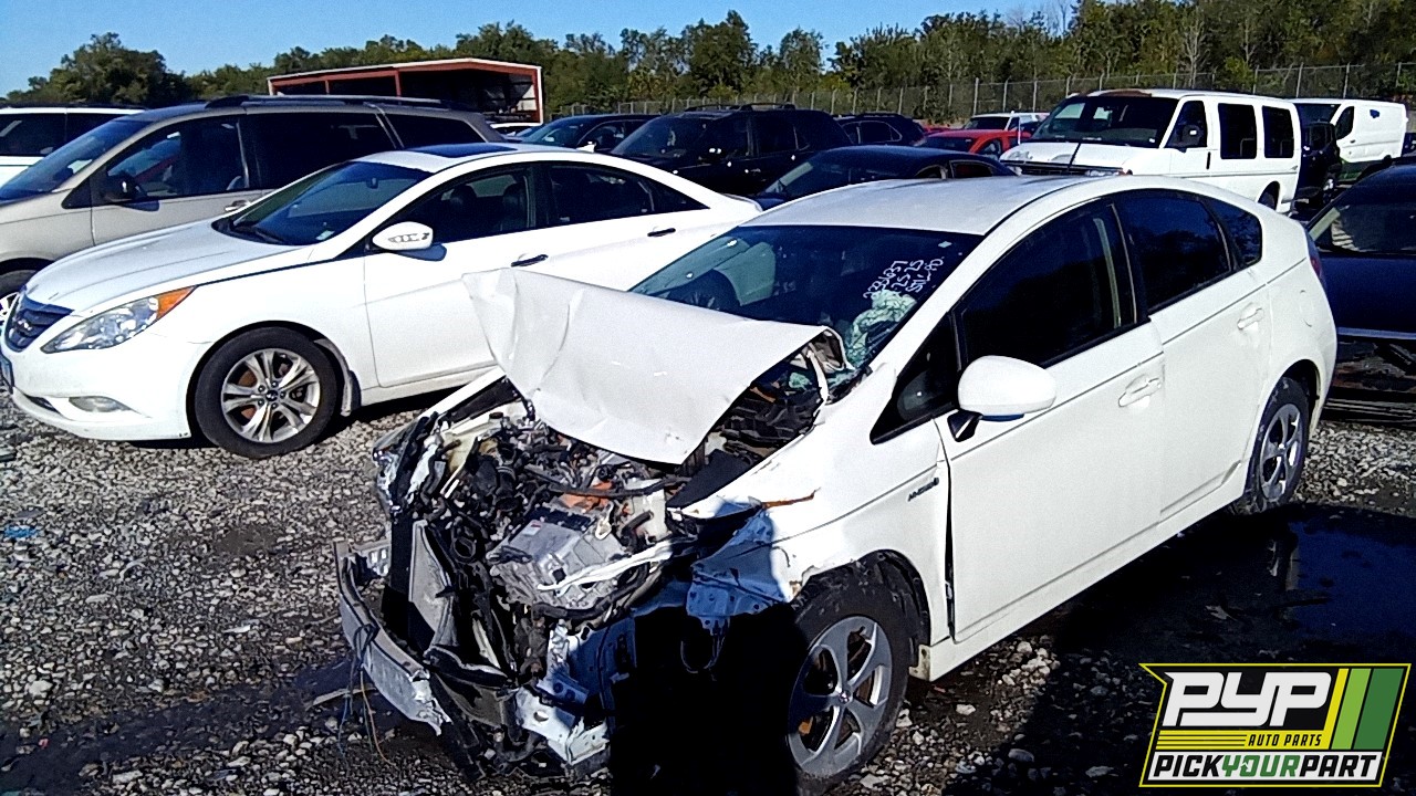 2012 TOYOTA PRIUS partes disponibles