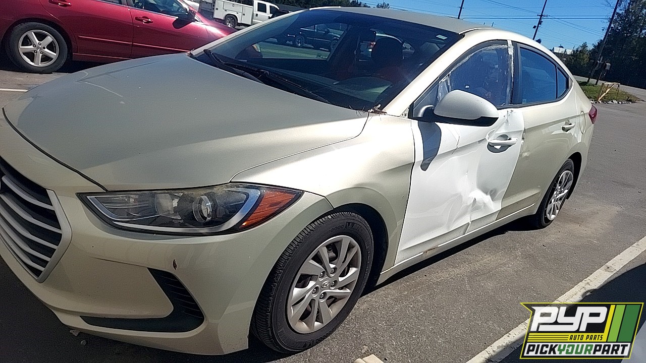 2017 HYUNDAI ELANTRA partes disponibles