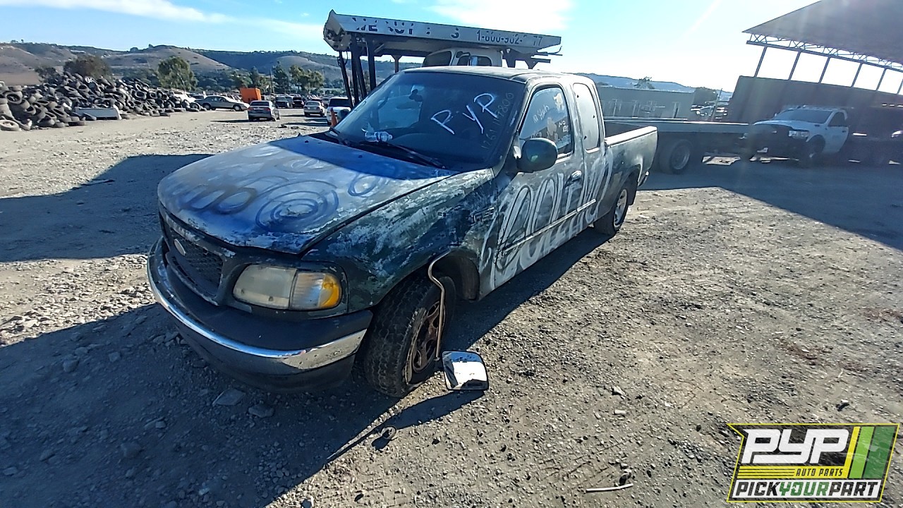 2000 FORD F-150 available for parts