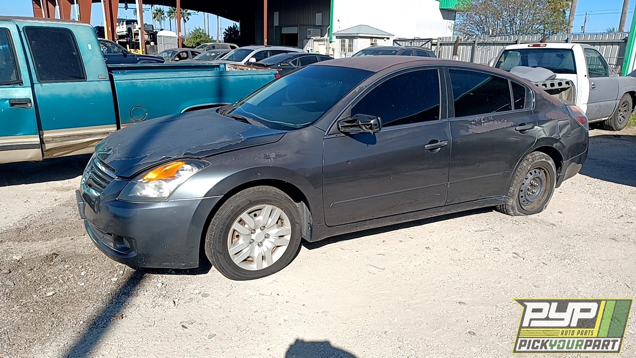 2009 NISSAN ALTIMA available for parts