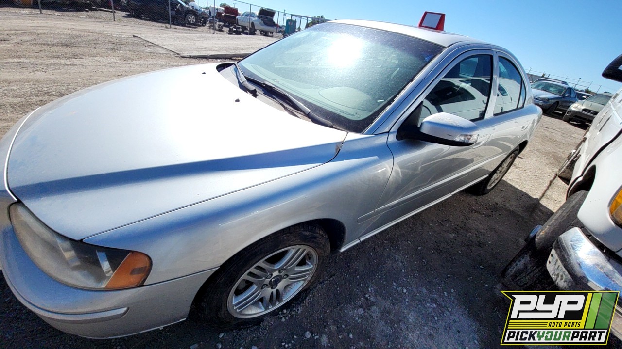 2008 VOLVO S60 partes disponibles