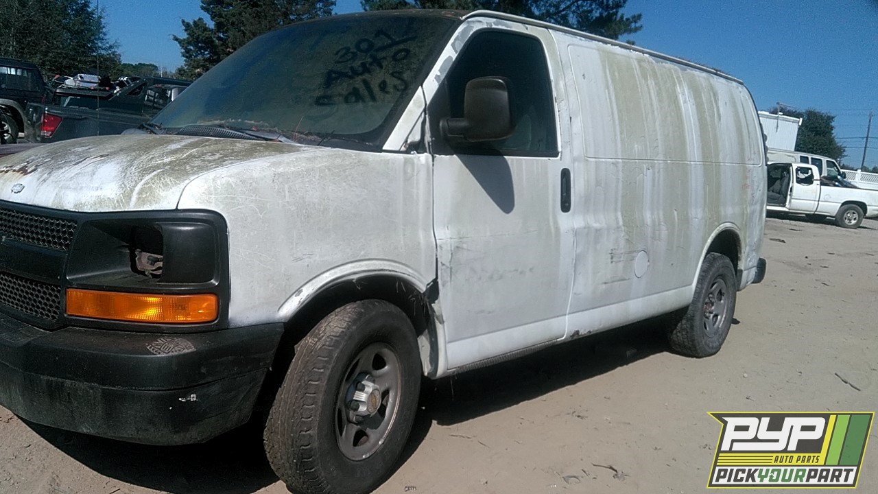 2004 CHEVROLET EXPRESS 1500 available for parts