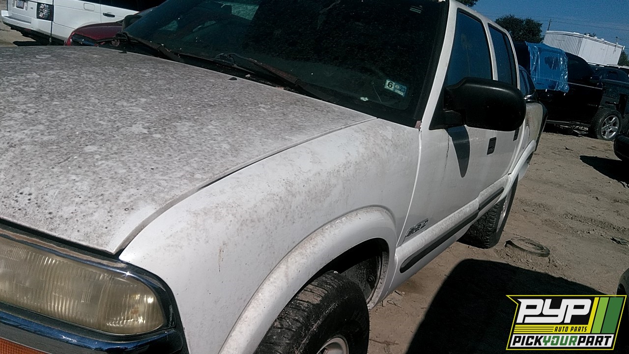 2004 CHEVROLET S10 partes disponibles