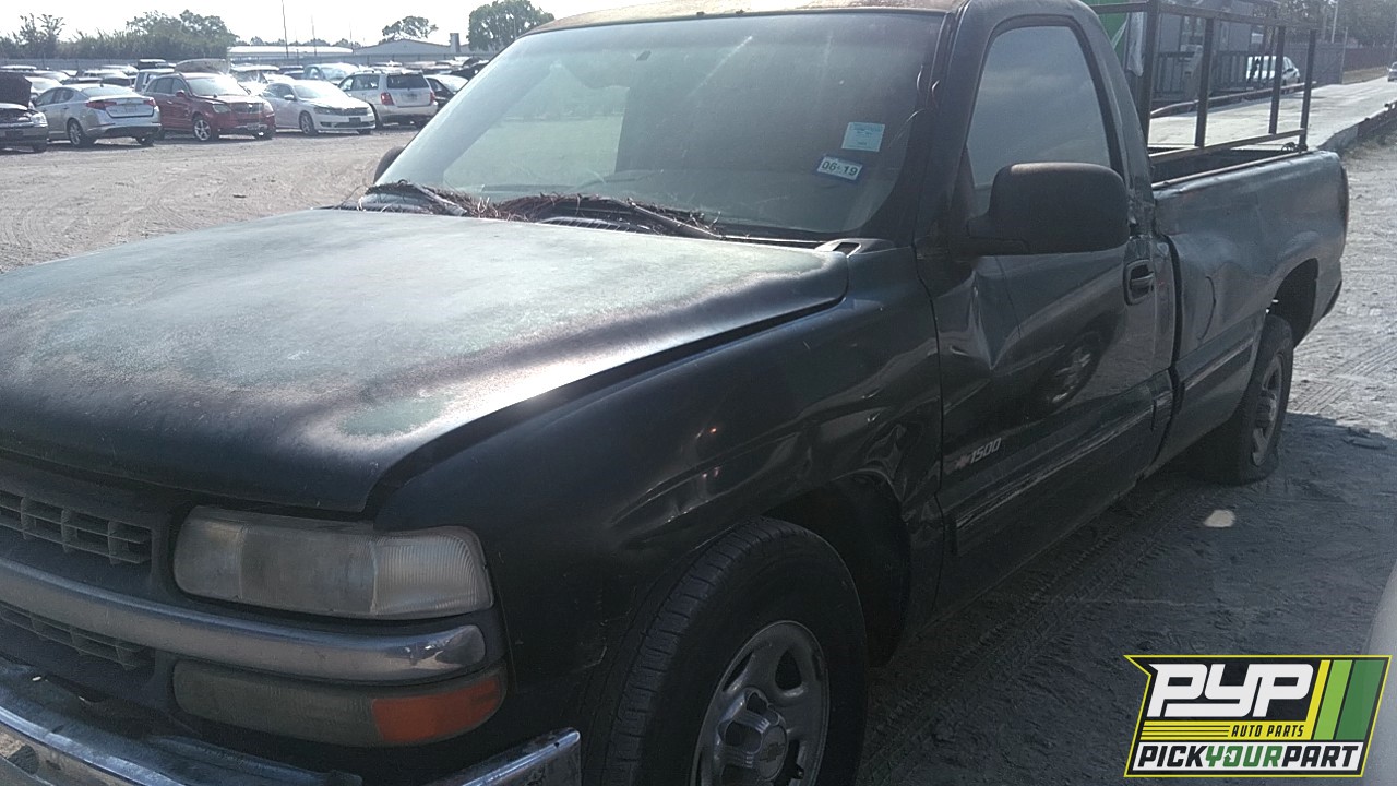 2001 CHEVROLET SILVERADO 1500 available for parts