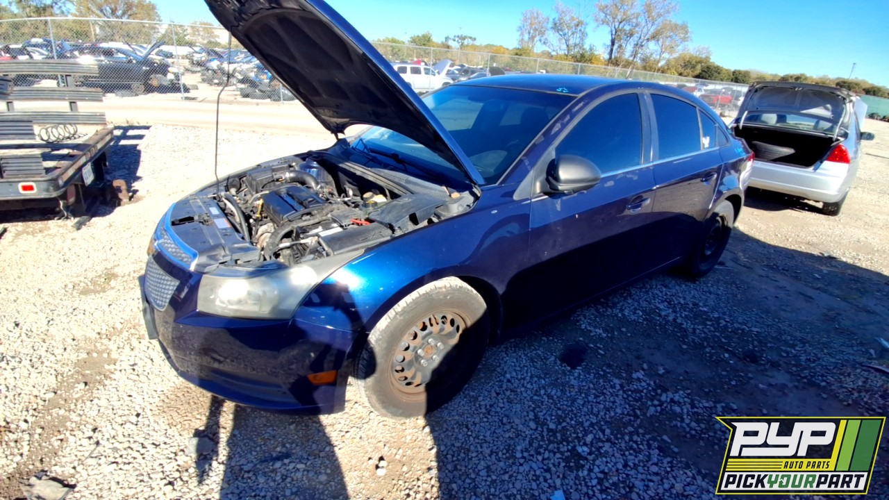 2011 CHEVROLET CRUZE partes disponibles
