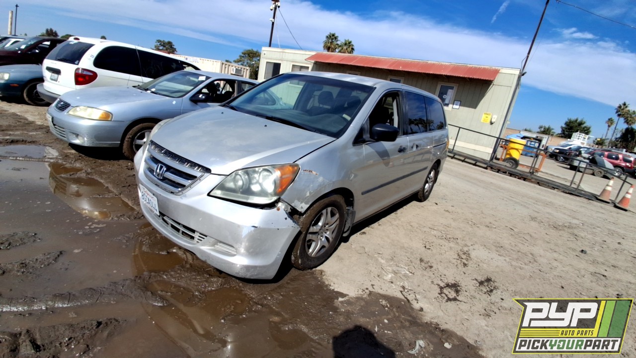 2006 HONDA ODYSSEY available for parts