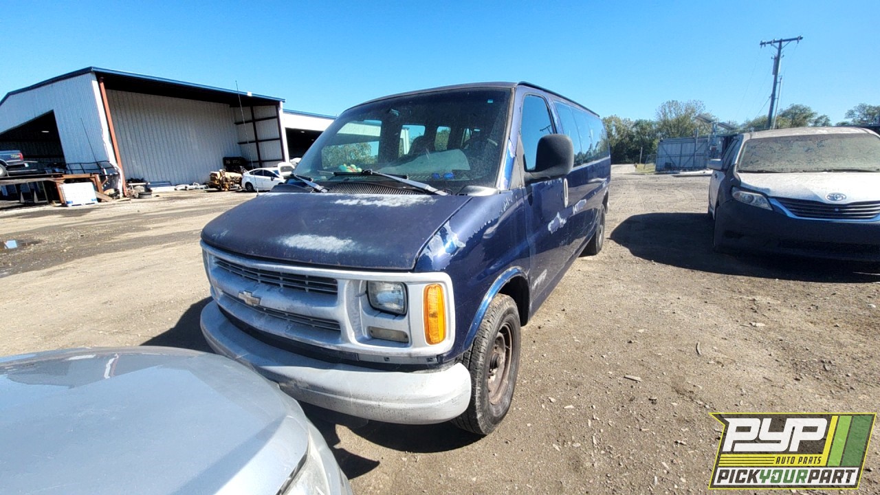 2000 CHEVROLET EXPRESS 3500 partes disponibles