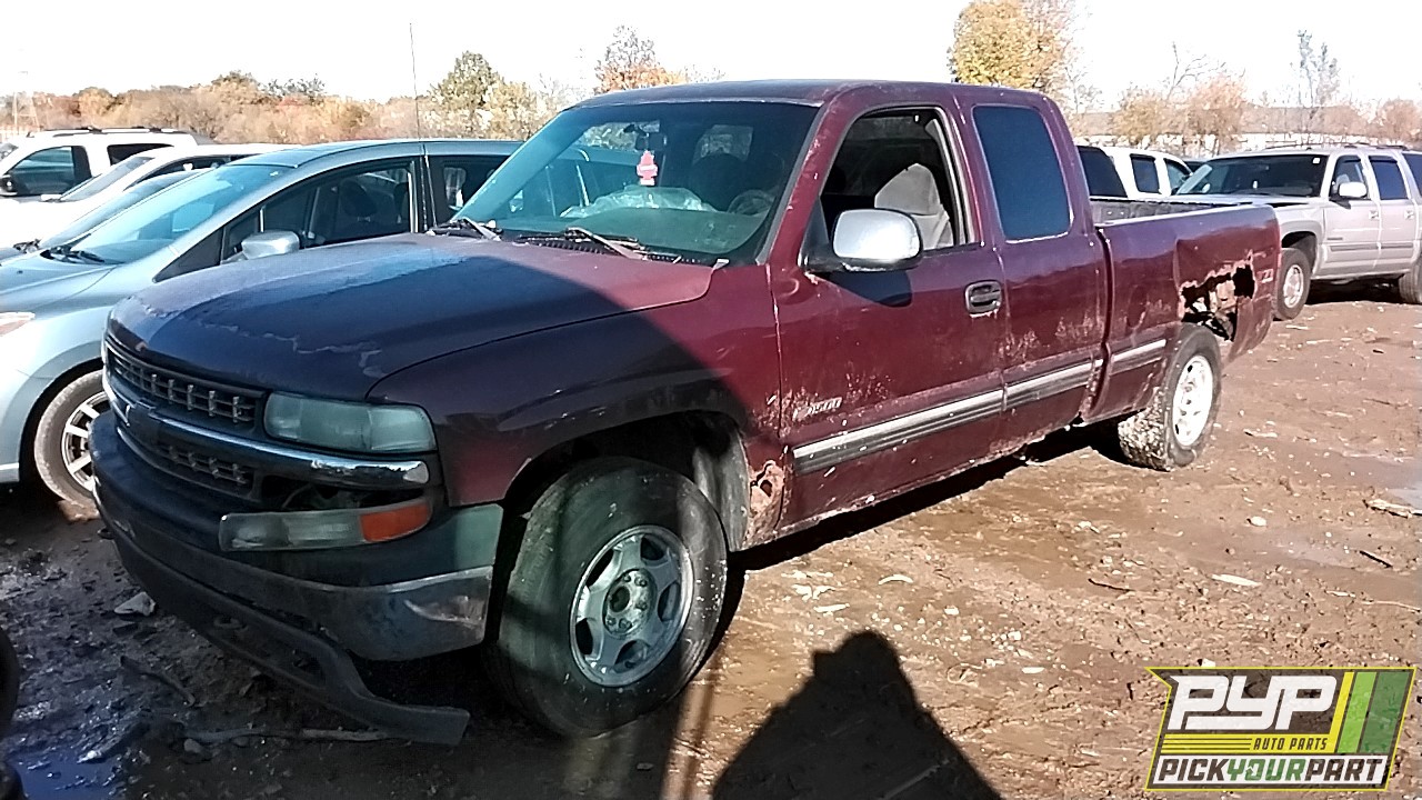 2002 CHEVROLET SILVERADO 1500 available for parts