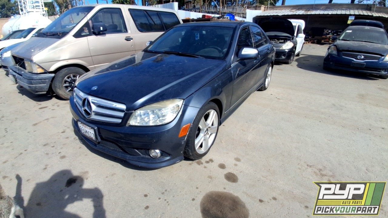 2008 MERCEDES-BENZ C300 partes disponibles