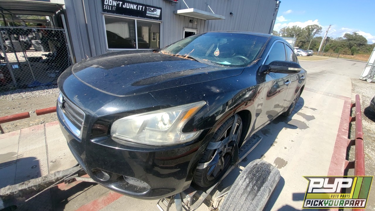 2013 NISSAN MAXIMA available for parts