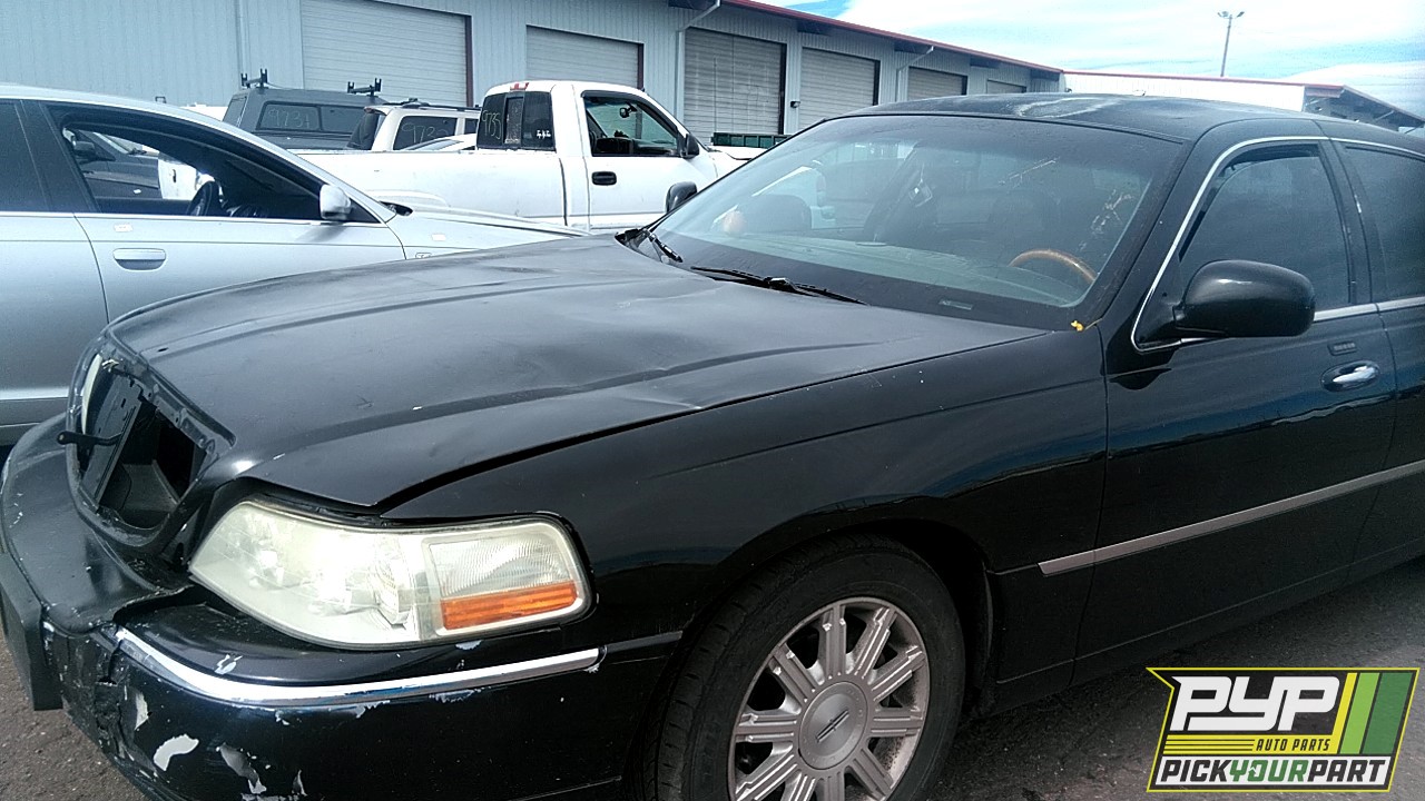 2008 LINCOLN TOWN CAR available for parts