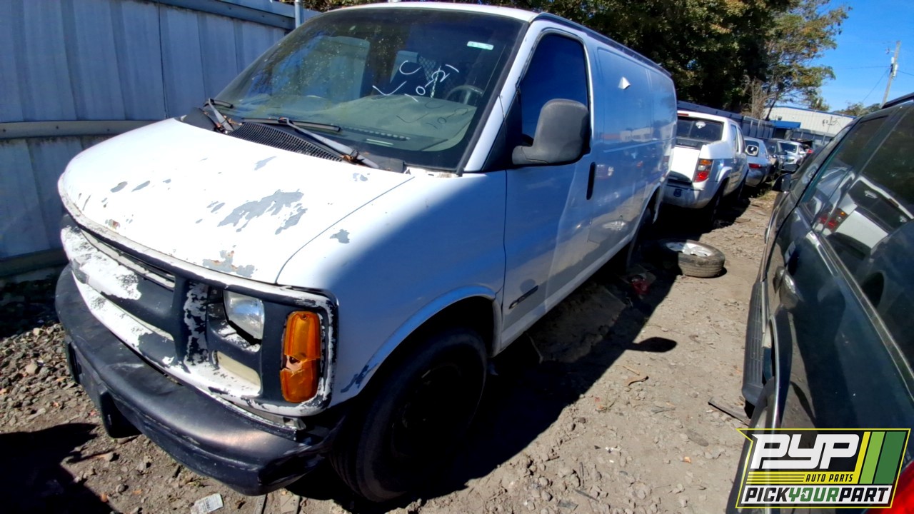 2002 CHEVROLET EXPRESS 2500 partes disponibles