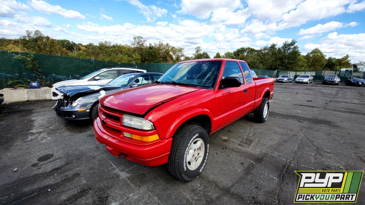 2001 CHEVROLET S10 available for parts