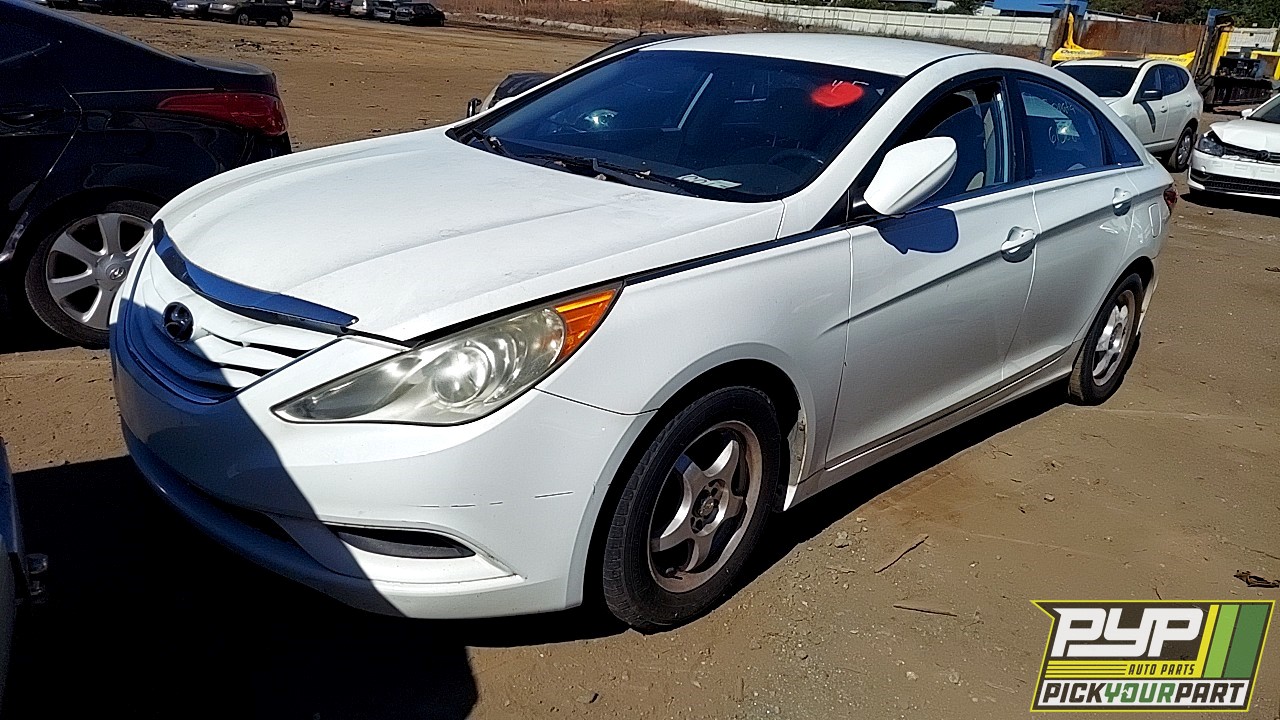 2011 HYUNDAI SONATA available for parts