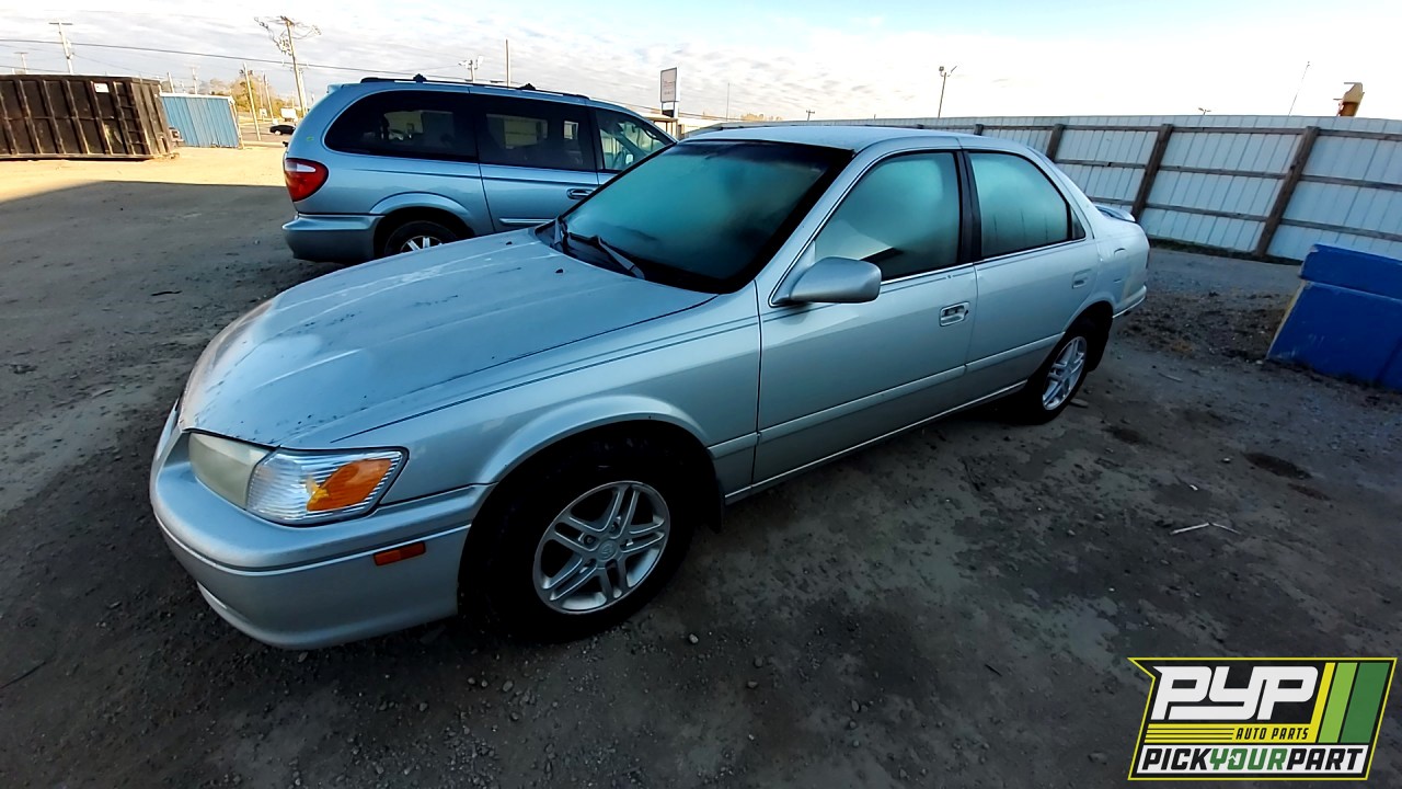 2001 TOYOTA CAMRY available for parts