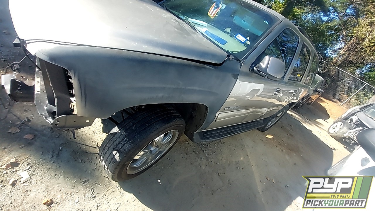 2003 CHEVROLET TAHOE partes disponibles