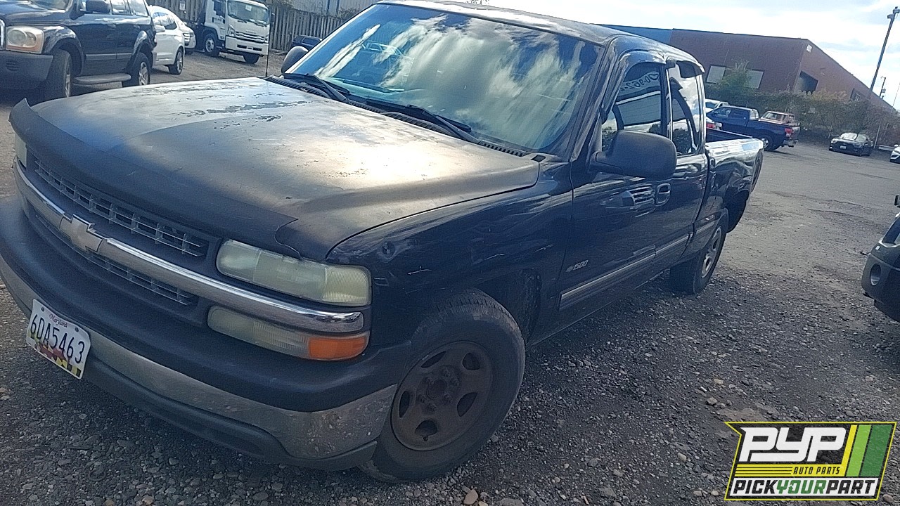 2001 CHEVROLET SILVERADO 1500 available for parts