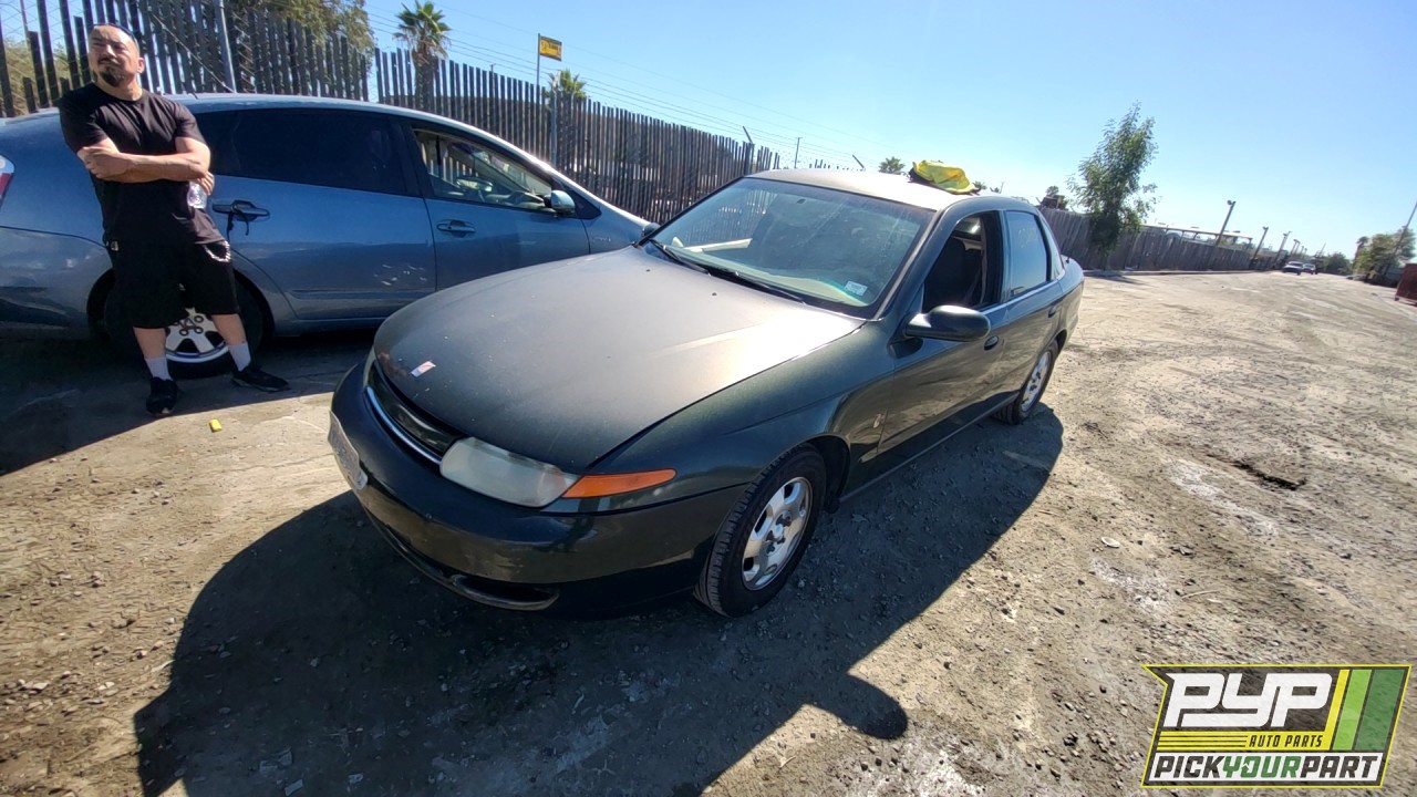 2001 SATURN L300 partes disponibles