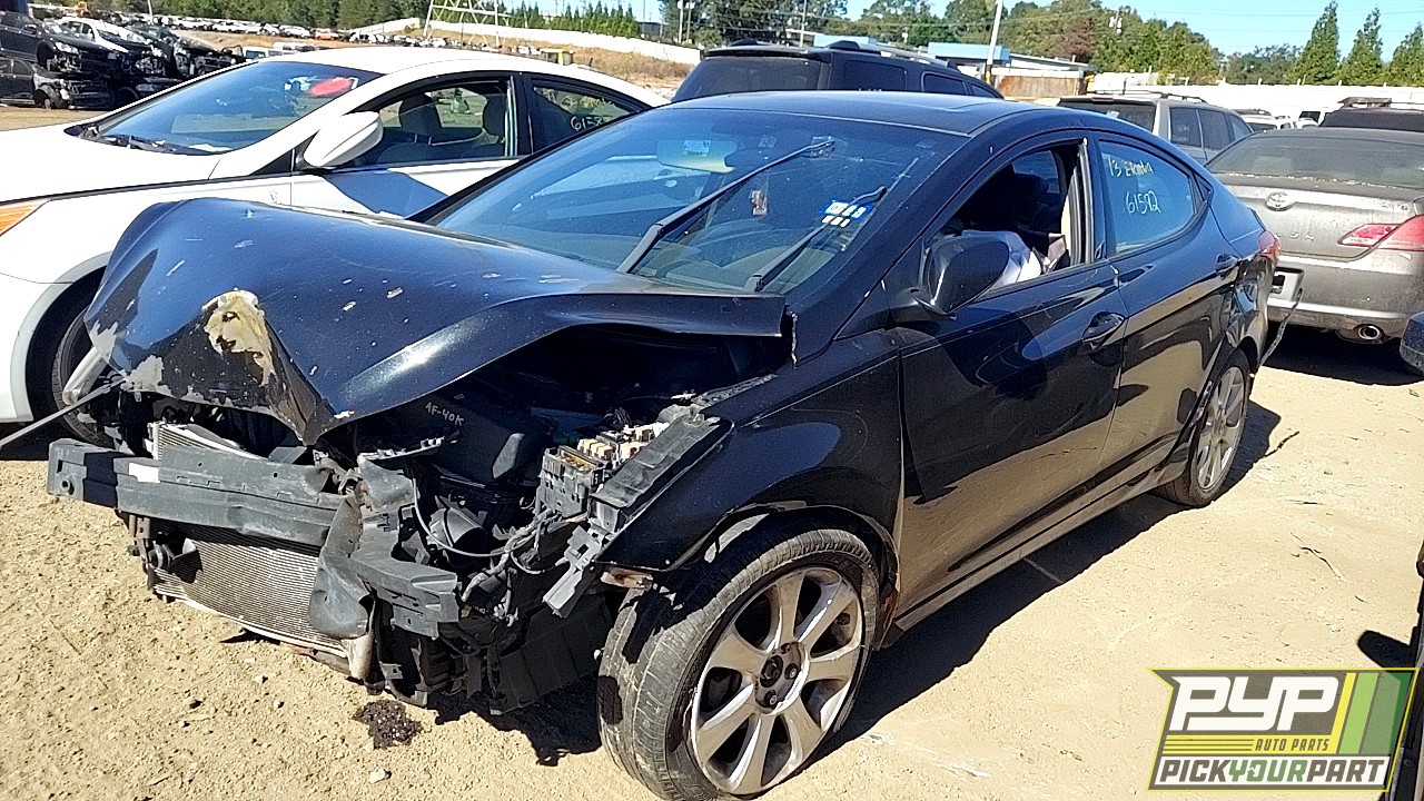 2013 HYUNDAI ELANTRA partes disponibles