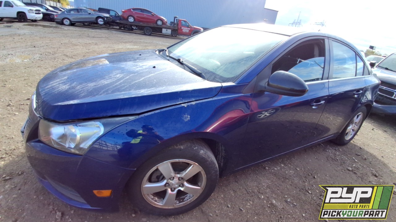2013 CHEVROLET CRUZE partes disponibles