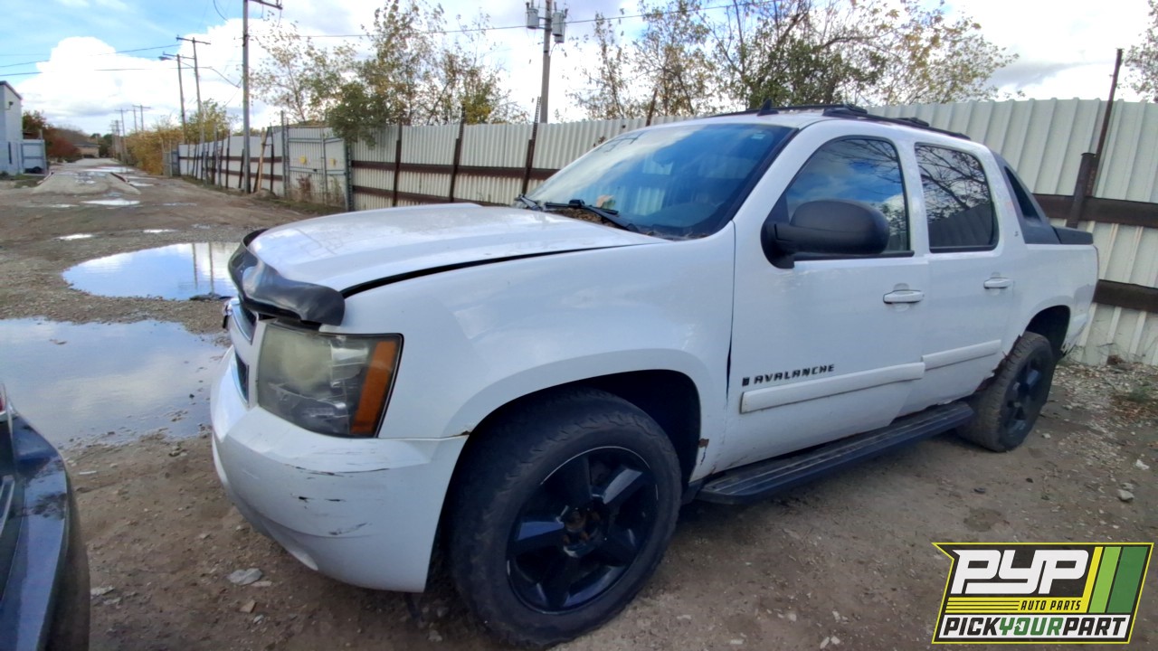 2009 CHEVROLET AVALANCHE available for parts