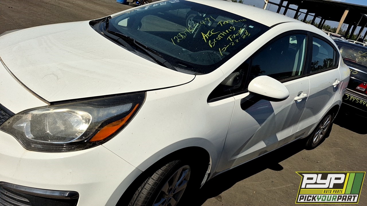 2016 KIA RIO partes disponibles