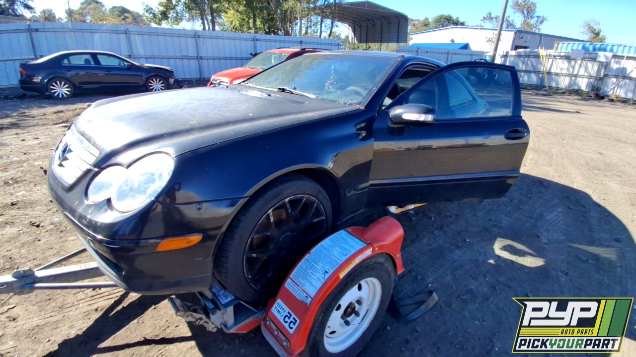2002 MERCEDES-BENZ C230 partes disponibles