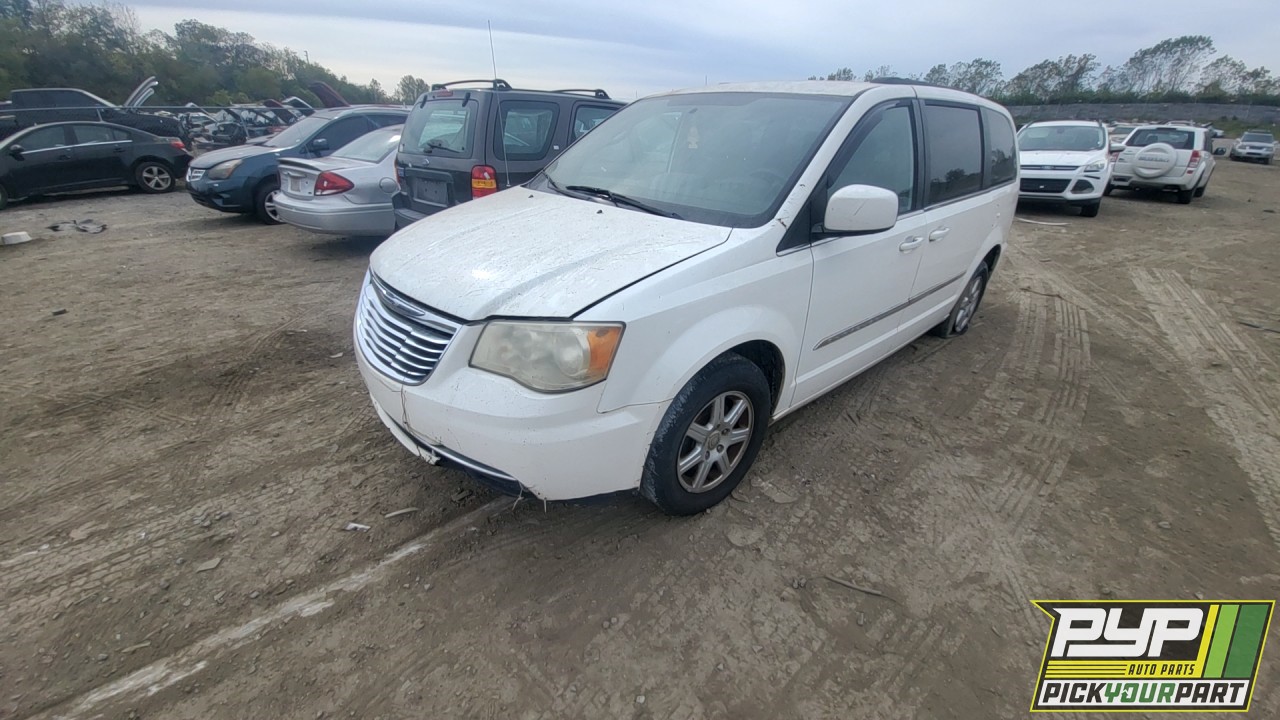 2012 CHRYSLER TOWN & COUNTRY partes disponibles