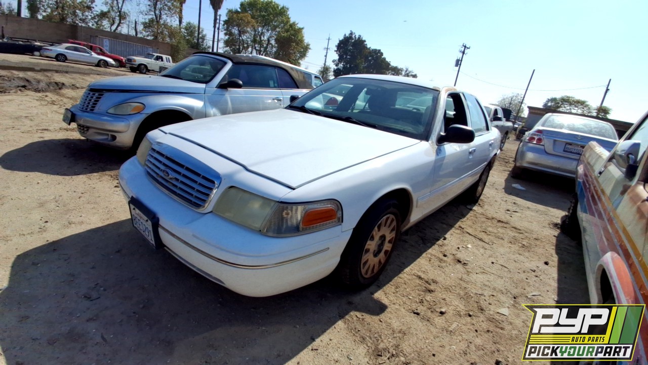 2003 FORD CROWN VICTORIA partes disponibles