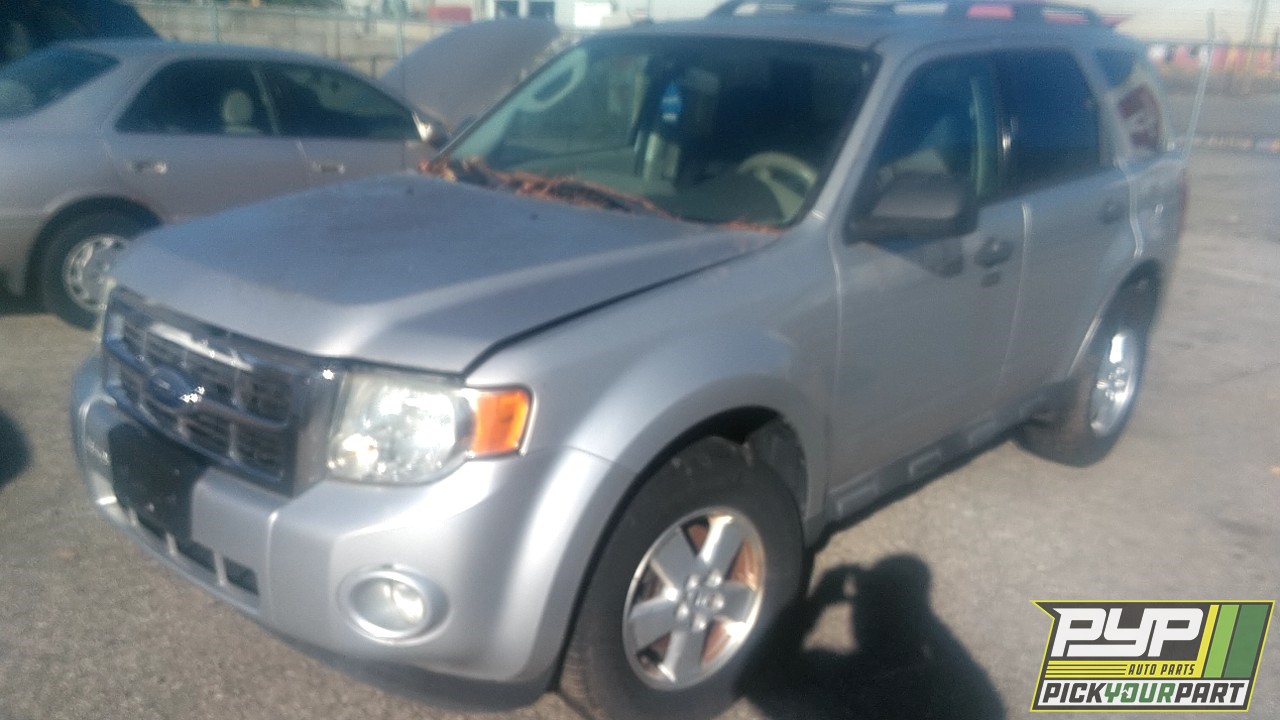 2009 FORD ESCAPE available for parts