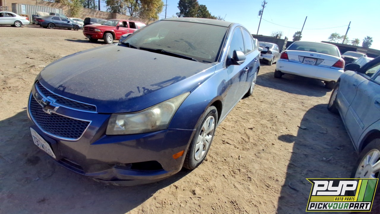 2013 CHEVROLET CRUZE partes disponibles