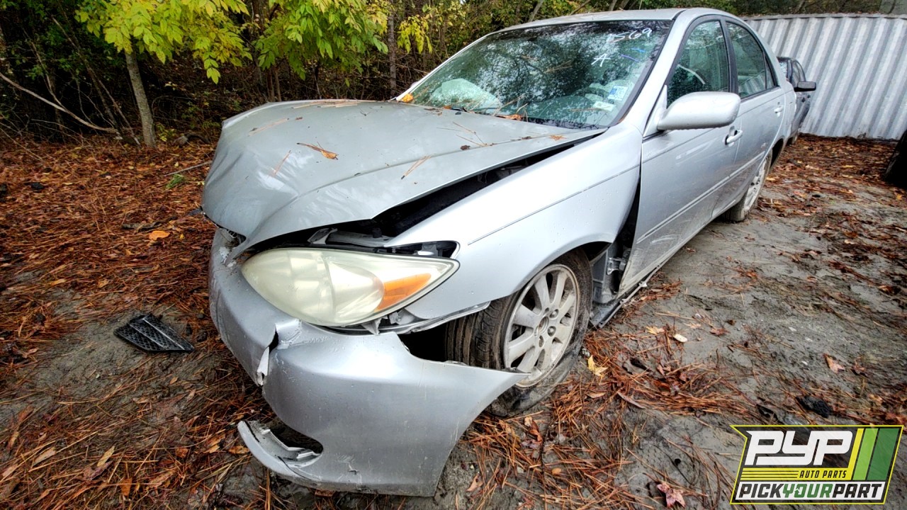 2004 TOYOTA CAMRY partes disponibles