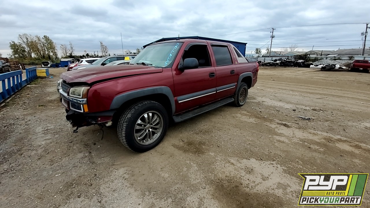 2004 CHEVROLET AVALANCHE 1500 available for parts