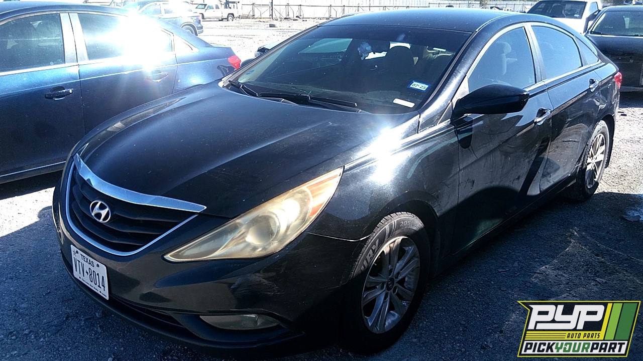 2013 HYUNDAI SONATA available for parts