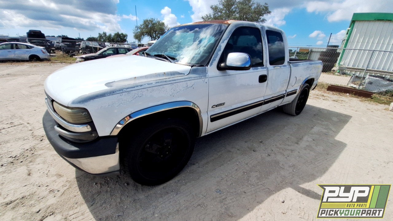 2001 CHEVROLET SILVERADO 1500 available for parts