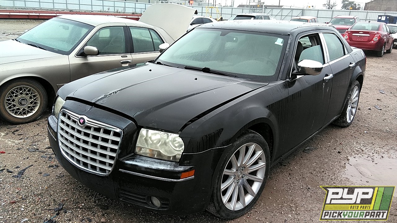 2006 CHRYSLER 300 available for parts