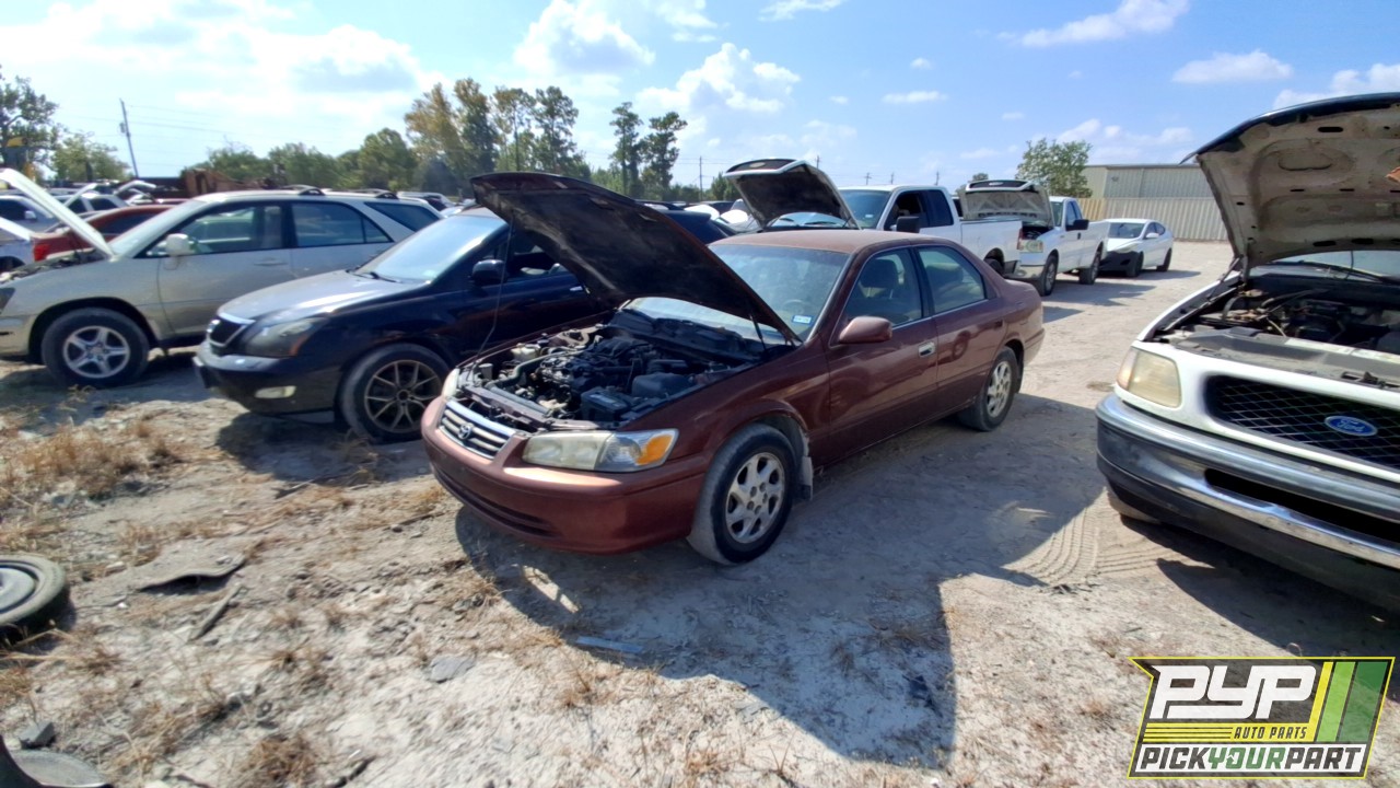2000 TOYOTA CAMRY partes disponibles