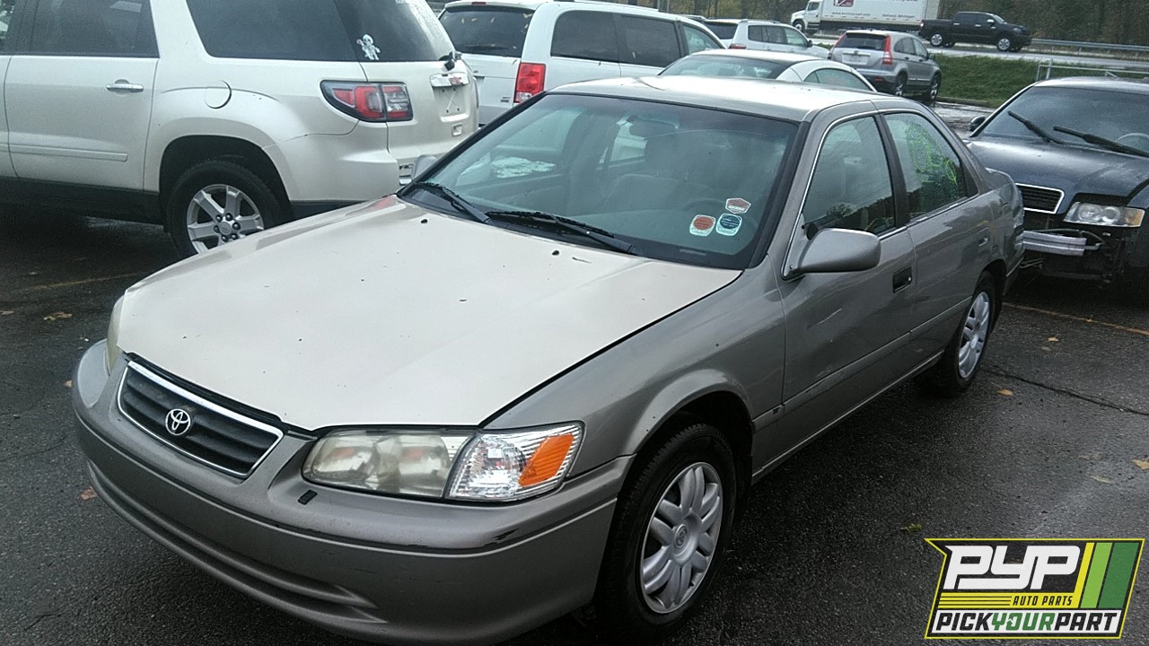 2000 TOYOTA CAMRY partes disponibles