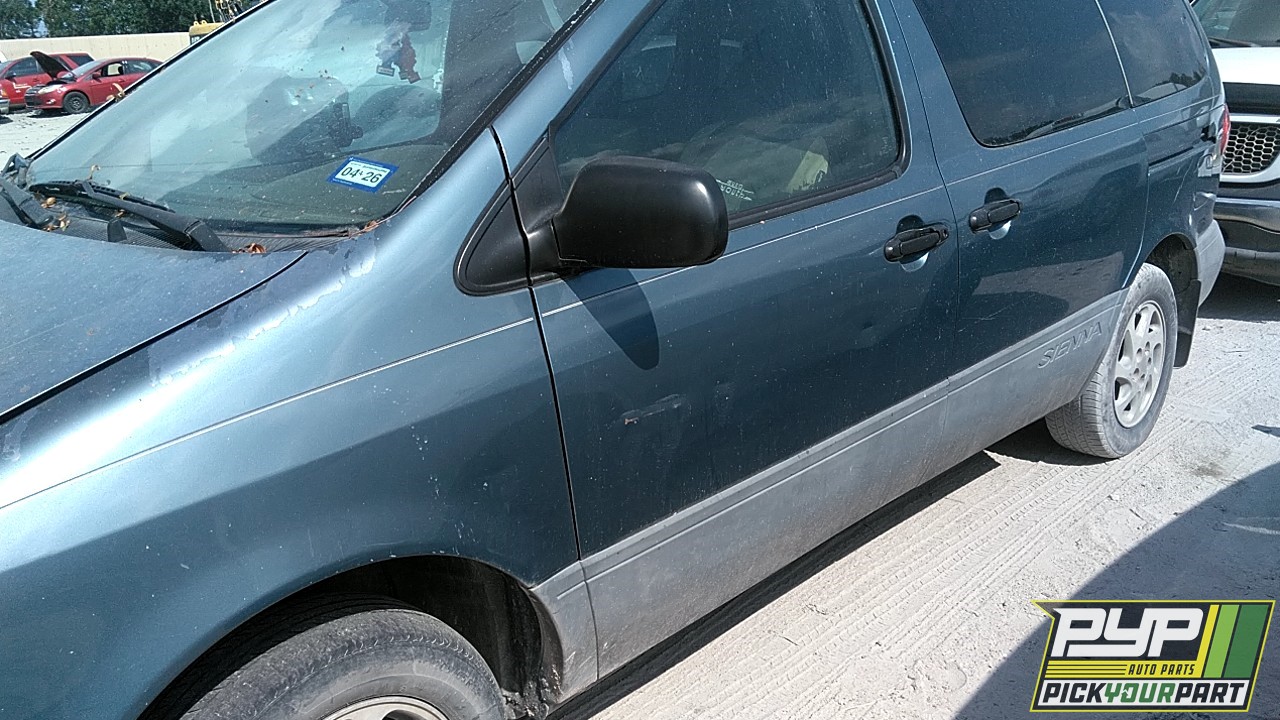 2002 TOYOTA SIENNA partes disponibles