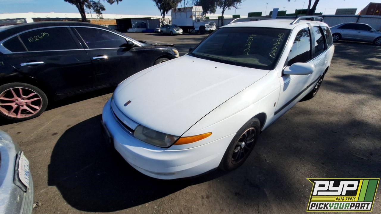 2000 SATURN LW1 available for parts