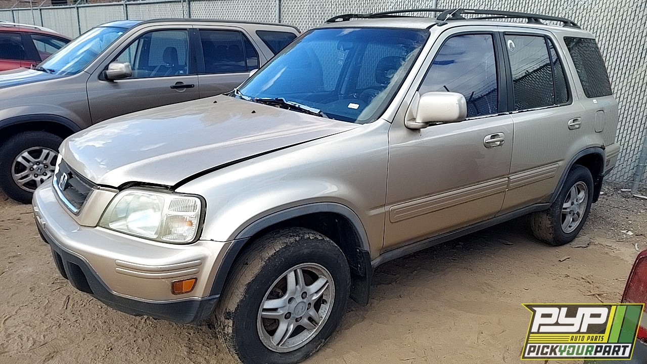 2001 HONDA CR-V available for parts