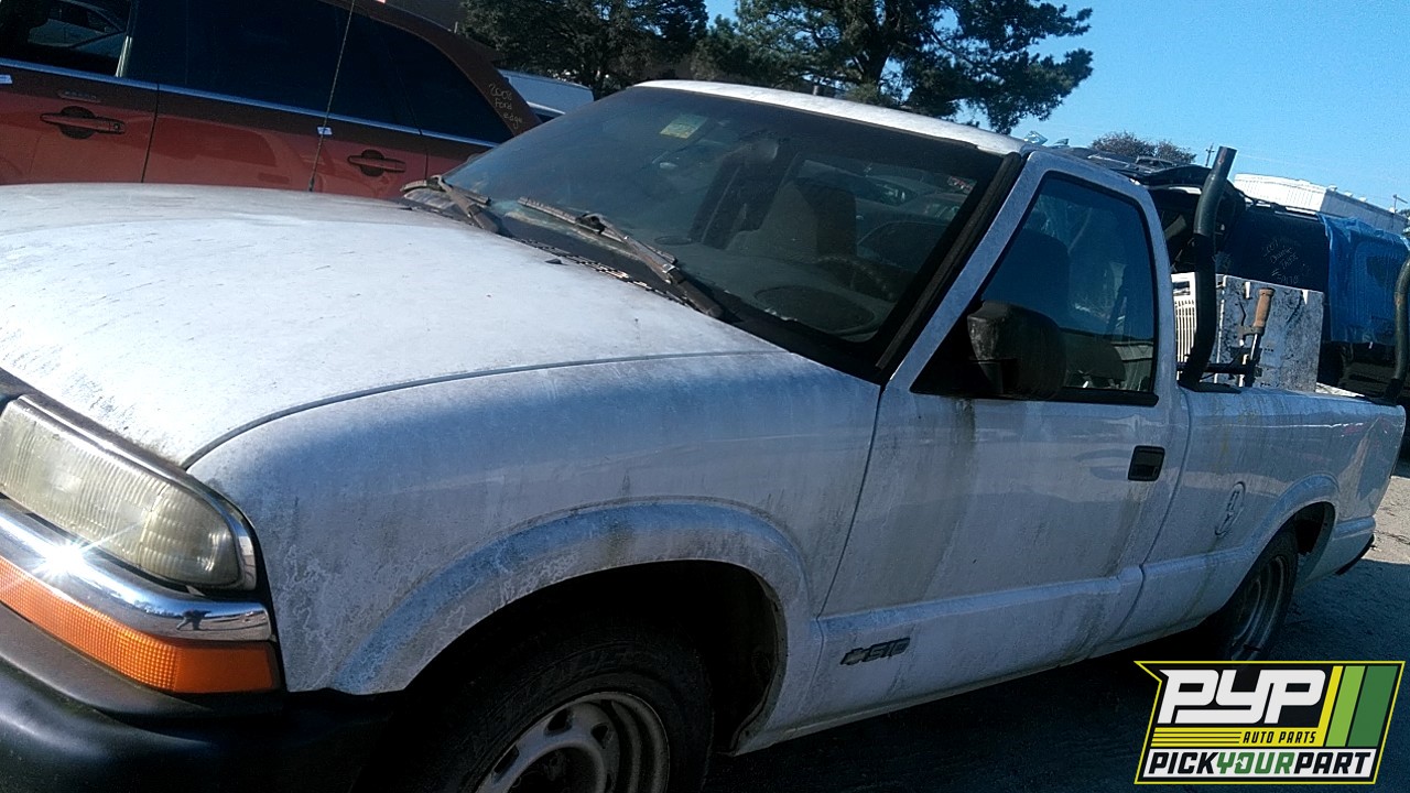 2002 CHEVROLET S10 available for parts