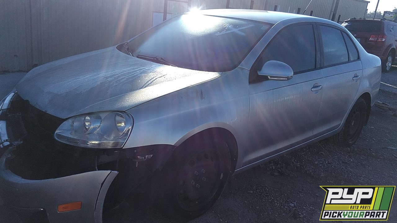 2009 VOLKSWAGEN JETTA available for parts