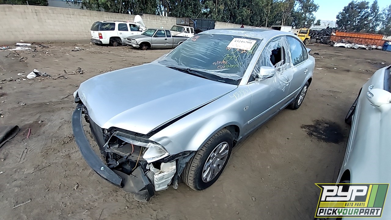 2004 VOLKSWAGEN PASSAT partes disponibles